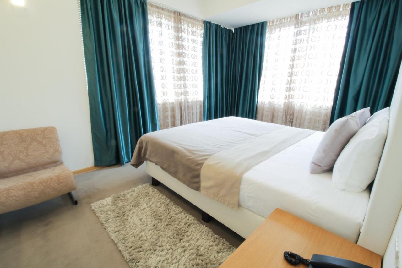 Gardenia Hotel & Spa Veles Exterior foto A bedroom